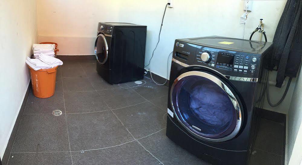 مدينة مكسيكو Oyo Hostel Oasis Centro Cerca Del Hospital Issste Hospital Jose Ma Morelos المظهر الخارجي الصورة