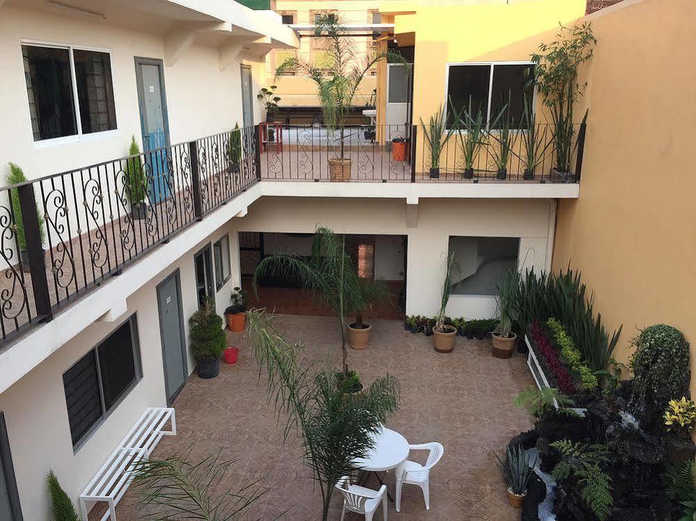 مدينة مكسيكو Oyo Hostel Oasis Centro Cerca Del Hospital Issste Hospital Jose Ma Morelos المظهر الخارجي الصورة
