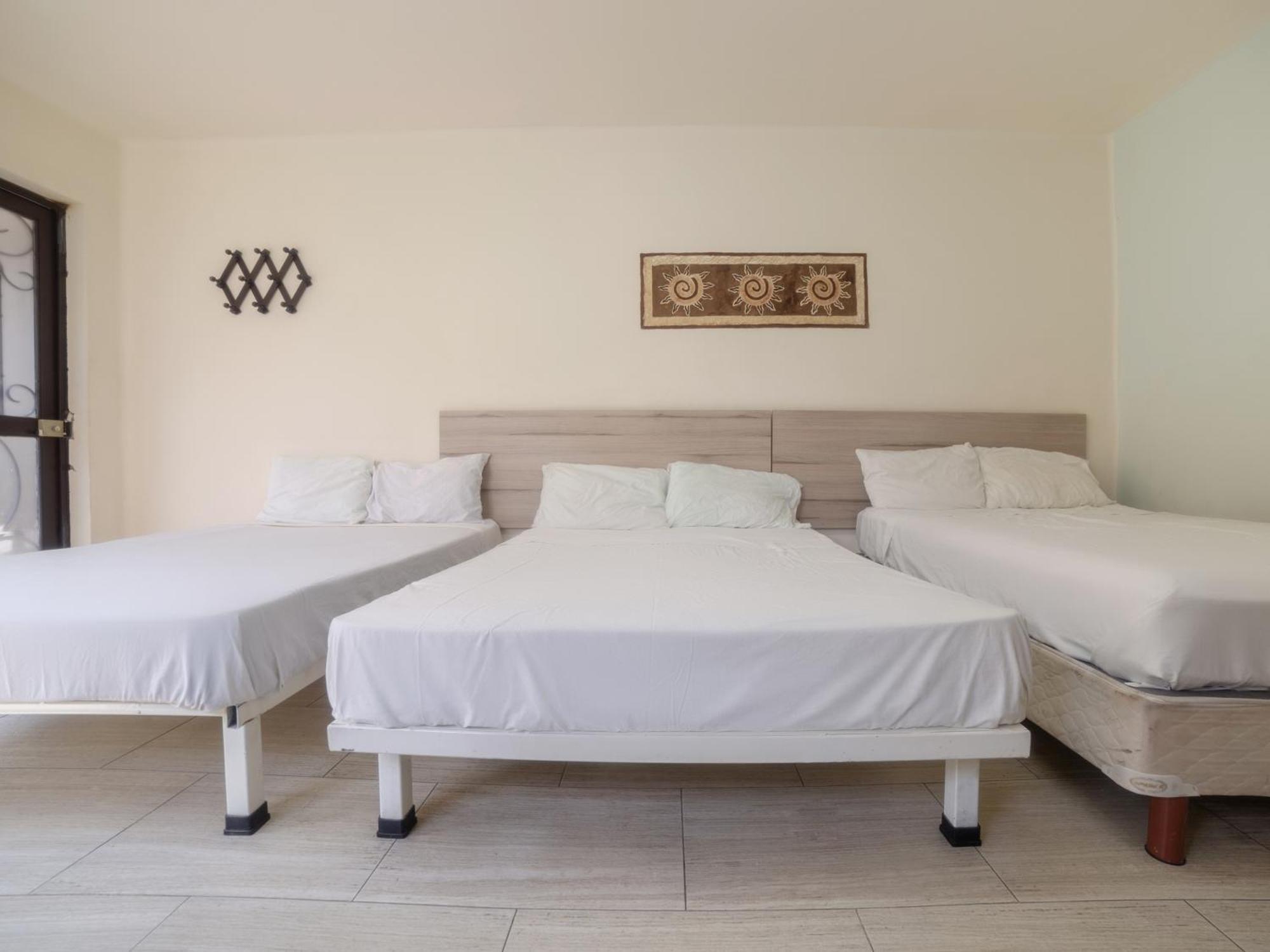 مدينة مكسيكو Oyo Hostel Oasis Centro Cerca Del Hospital Issste Hospital Jose Ma Morelos المظهر الخارجي الصورة