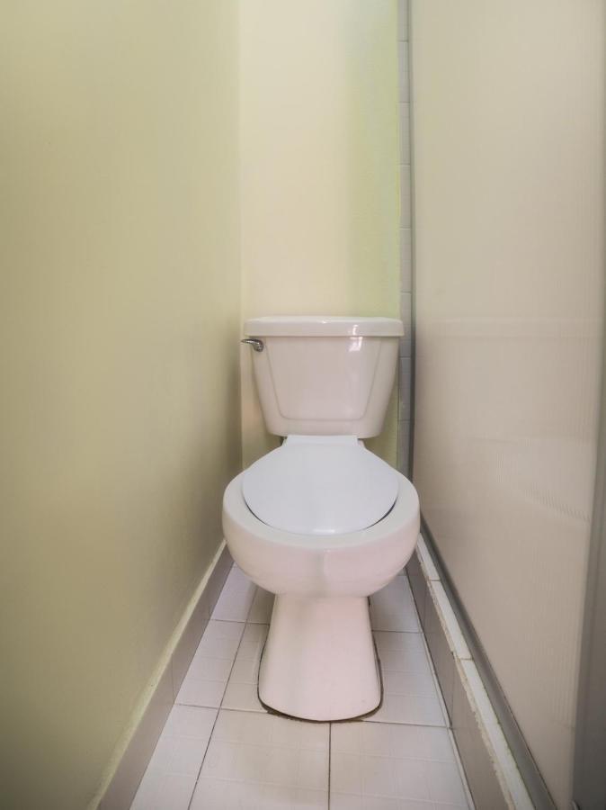 مدينة مكسيكو Oyo Hostel Oasis Centro Cerca Del Hospital Issste Hospital Jose Ma Morelos المظهر الخارجي الصورة