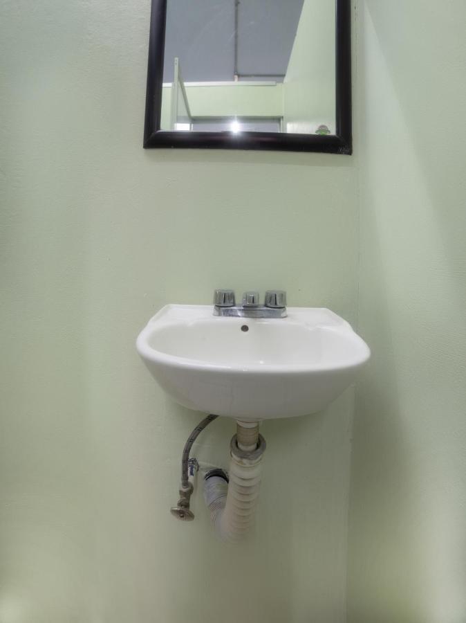 مدينة مكسيكو Oyo Hostel Oasis Centro Cerca Del Hospital Issste Hospital Jose Ma Morelos المظهر الخارجي الصورة